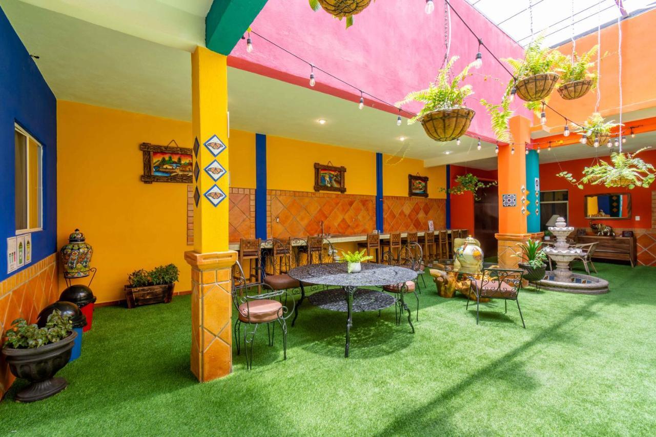 Hosteria Casa Marquez Leon Exterior photo