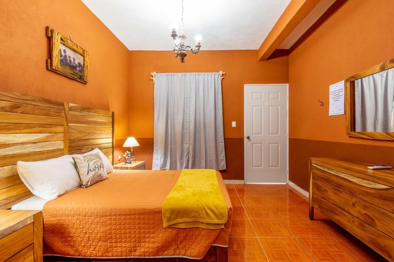 Hosteria Casa Marquez Leon Exterior photo