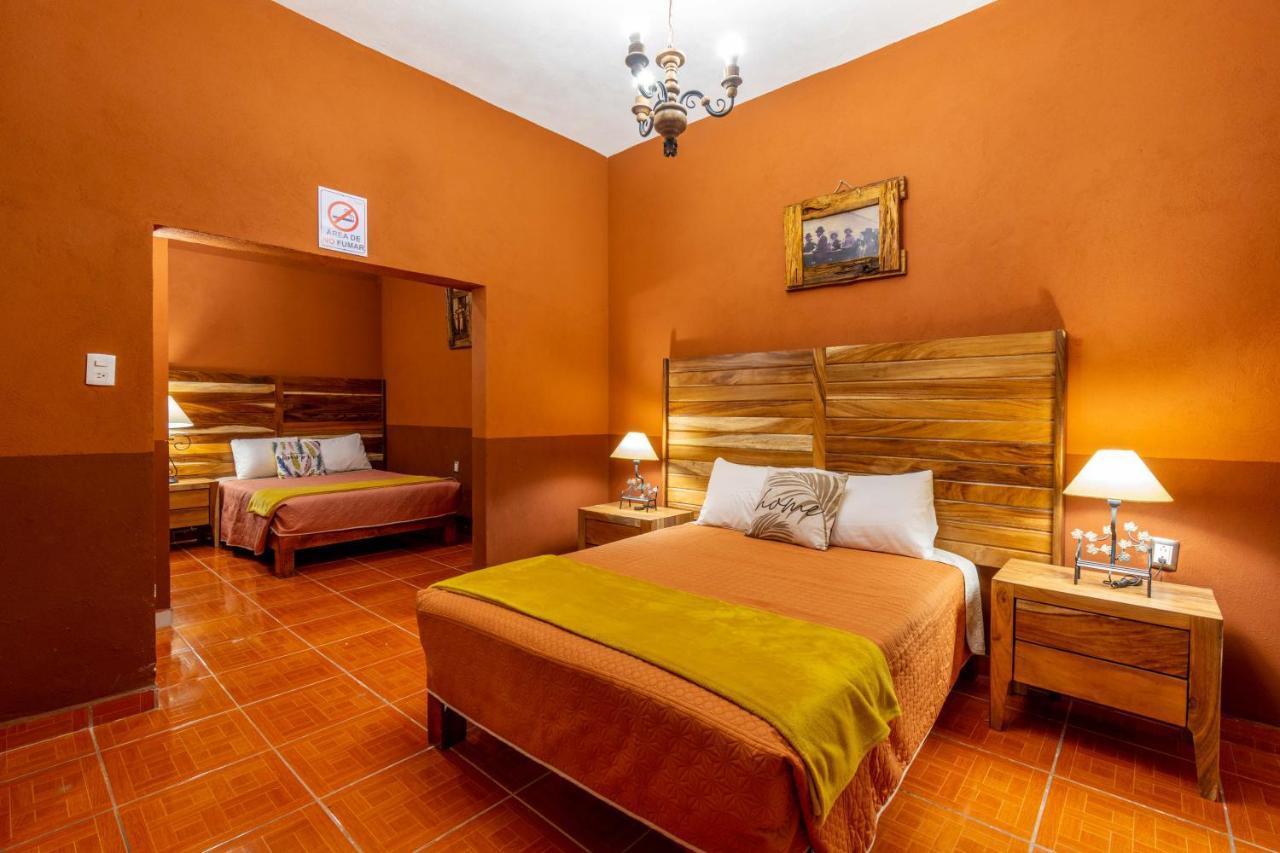 Hosteria Casa Marquez Leon Exterior photo